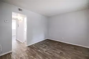 2401 Manor Rd, Austin, TX 78722 - Photo 8