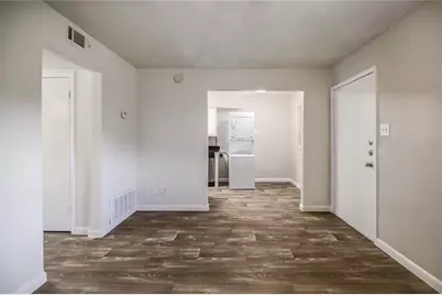 2401 Manor Road #221, Austin, TX 78722 - Photo 6