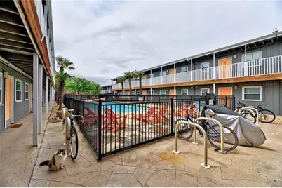 2401 Manor Road #221, Austin, TX 78722 - Photo 18