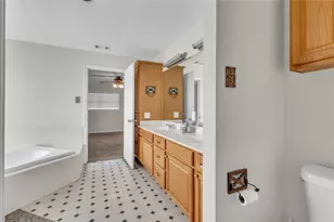 1080 League Line Rd, Paige, TX 78659 - Photo 16