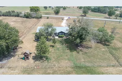 9019 Fm 86, Lockhart, TX 78644 - Photo 32