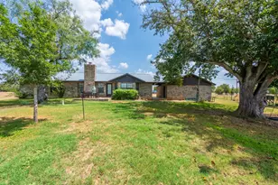 9019 FM86, Lockhart, TX 78644 - Photo 32