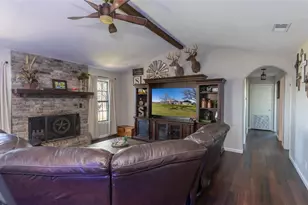 9019 FM86, Lockhart, TX 78644 - Photo 12