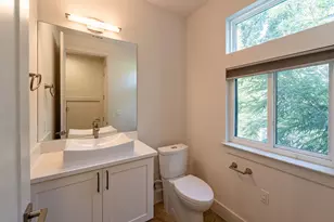1902 S L Davis Ave, Austin, TX 78702 - Photo 12