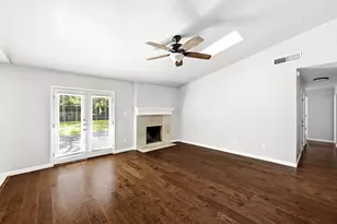 10417 Firethorn Ln, Austin, TX 78750 - Photo 8