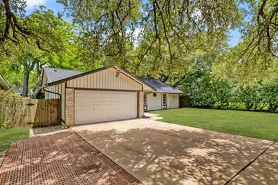 10417 Firethorn Lane, Austin, TX 78750 - Photo 4