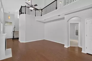 907 Sleepy Dell Ln, Austin, TX 78748 - Photo 10