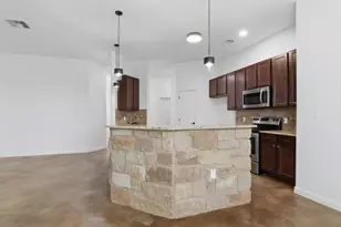 173 Kipahulu Dr, Bastrop, TX 78602 - Photo 8