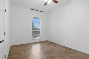 173 Kipahulu Dr, Bastrop, TX 78602 - Photo 28
