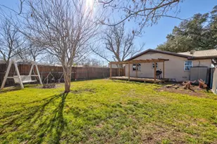 309 W Ave H Ave, Jarrell, TX 76537 - Photo 28