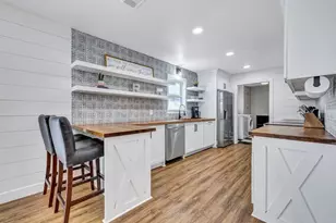 309 W Ave H Ave, Jarrell, TX 76537 - Photo 16