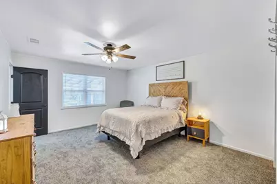 309 W Avenue H Avenue, Jarrell, TX 76537 - Photo 18