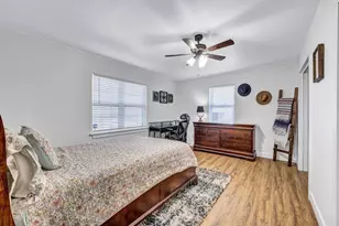 309 W Ave H Ave, Jarrell, TX 76537 - Photo 22