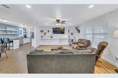 309 W Avenue H Avenue, Jarrell, TX 76537 - Photo 8