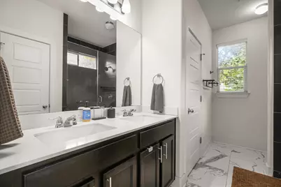 7200 Cordelia Court, Austin, TX 78741 - Photo 14