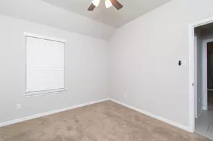 136 Mistflower Ln, Kyle, TX 78640 - Photo 18