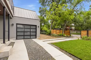 2300 Bluebonnet Ln, Austin, TX 78704 - Photo 4