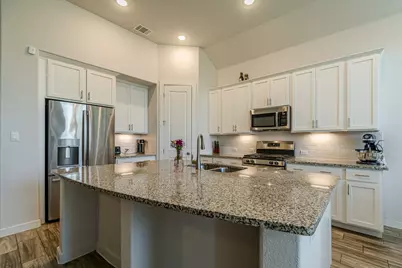 148 Emerald Green Road, San Marcos, TX 78666 - Photo 8