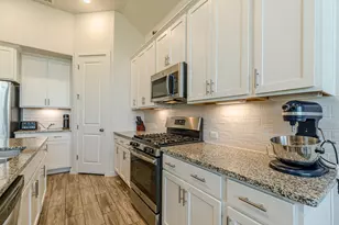 148 Emerald Green Rd, San Marcos, TX 78666 - Photo 10