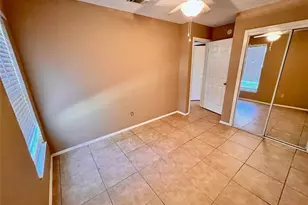 916 E 37th St, Austin, TX 78705 - Photo 10