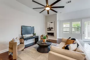 20028 Rhiannon Ln, Pflugerville, TX 78660 - Photo 4