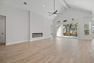 123 Seaside Sparrow Wy, Kyle, TX 78640 - Photo 4