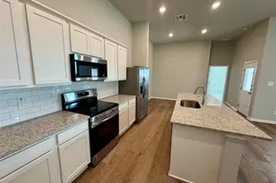 761 Staglin St, Buda, TX 78610 - Photo 4
