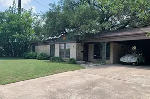 5702 Fairlane Dr, Austin, TX 78757 - Photo 2