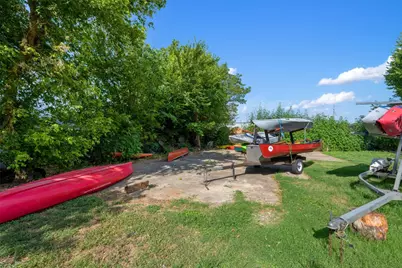 1409 Chestnut Street, Bastrop, TX 78602 - Photo 18