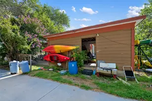 1409 Chestnut St, Bastrop, TX 78602 - Photo 24