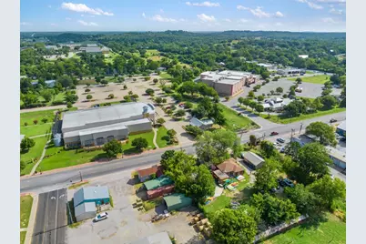 1409 Chestnut Street, Bastrop, TX 78602 - Photo 34