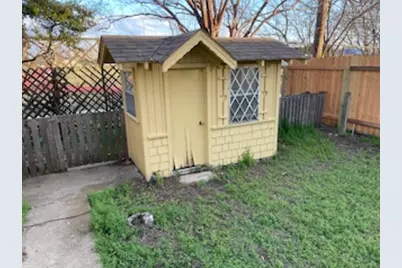 7001 Twin Crest Drive, Austin, TX 78752 - Photo 12