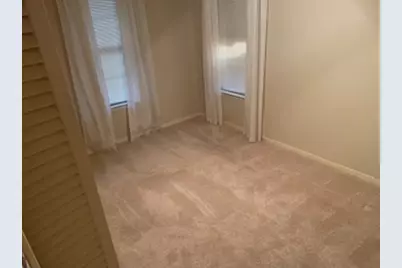 7001 Twin Crest Drive, Austin, TX 78752 - Photo 8