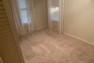 7001 Twin Crest Dr, Austin, TX 78752 - Photo 8