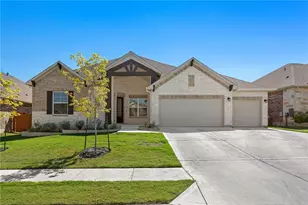 308 Milano Dr, Liberty Hill, TX 78642 - Photo 2