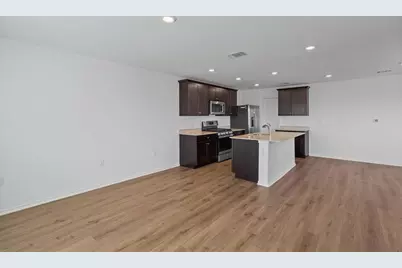 12216 Scarlet Sleeve Way, Del Valle, TX 78617 - Photo 6