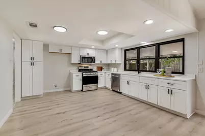 11501 Buckingham Road, Austin, TX 78759 - Photo 14