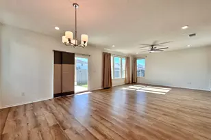 12421 Ace in the Hole Ln, Del Valle, TX 78617 - Photo 6