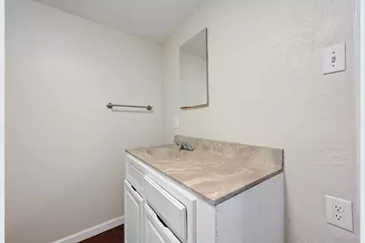 1706 Riverview Street #B, Austin, TX 78702 - Photo 18