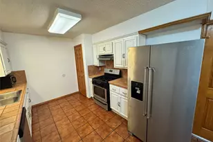 5914 Wagon Bend, Austin, TX 78744 - Photo 4