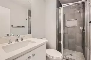 1830 River Crossing Cir, Austin, TX 78741 - Photo 16