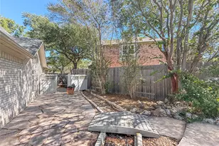 3008 Burks Ln, Austin, TX 78732 - Photo 32