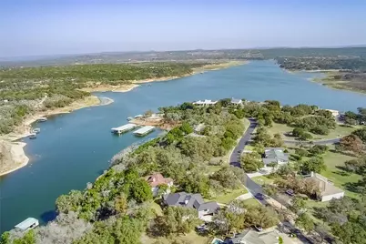 27113 Founders Place, Spicewood, TX 78669 - Photo 2