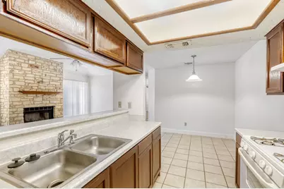7806 Chimayo Cove #B, Austin, TX 78729 - Photo 6