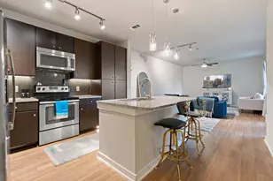 1900 Barton Springs Rd, Austin, TX 78704 - Photo 12
