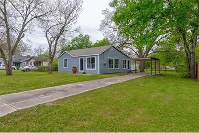 623 N Main Street, Rockdale, TX 76567 - Photo 2