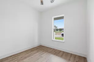 145 Kawainui Ln, Bastrop, TX 78602 - Photo 8