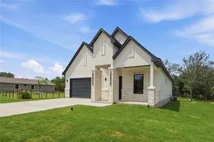 145 Kawainui Ln, Bastrop, TX 78602 - Photo 2