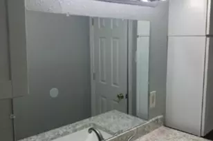 1011 Hackberry St, San Marcos, TX 78666 - Photo 8