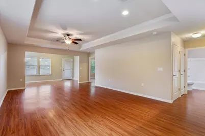 510 Holiday Creek Lane, Georgetown, TX 78633 - Photo 8